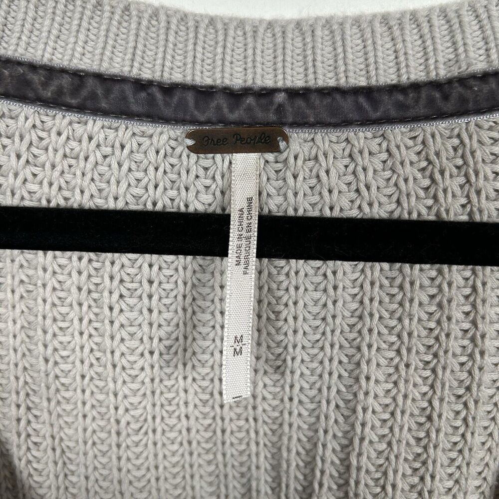 Free People Sweater Womens Size Medium Damsel Bell Sleeve Cropped Gray Oversized - Picture 4 of 9
